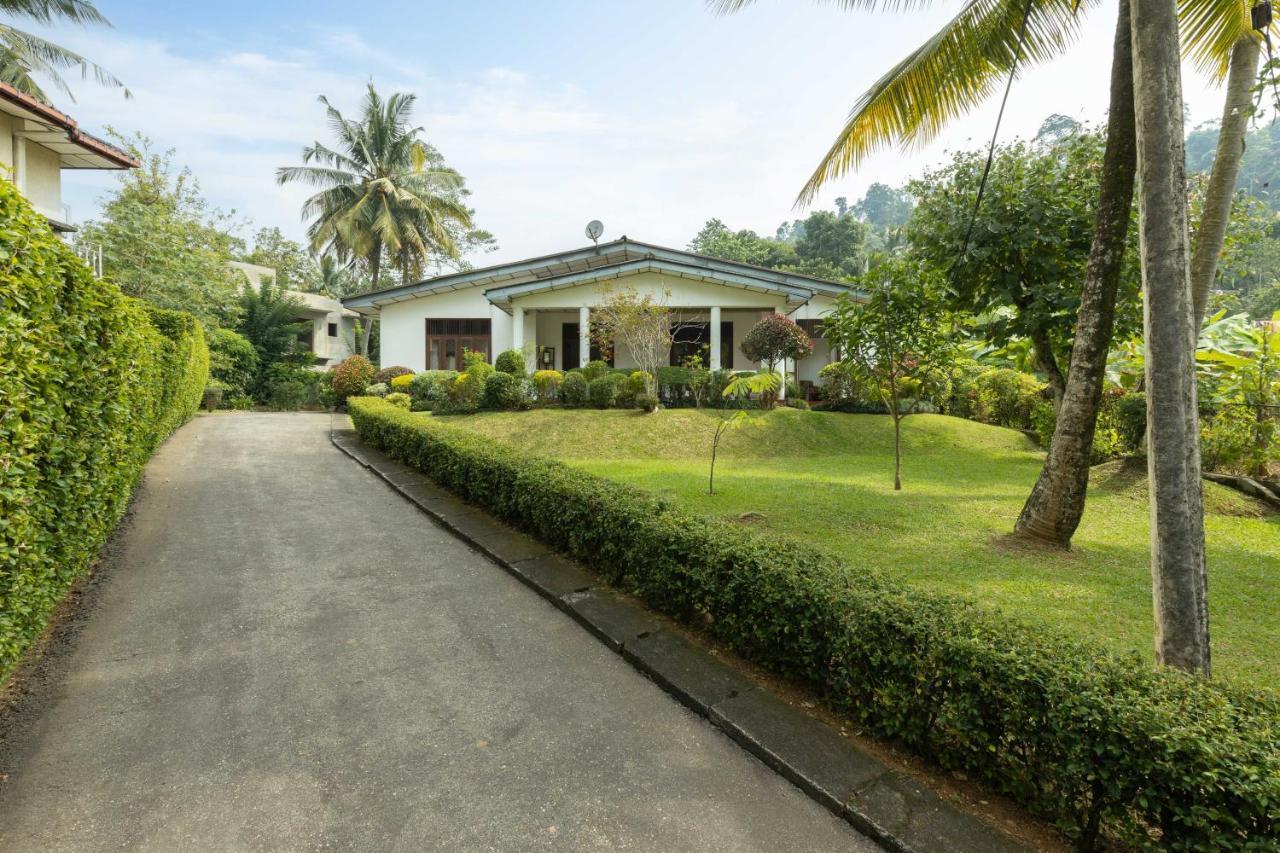 Surveyor'S Residence Bungalow 康提 外观 照片